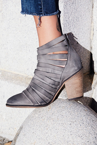 Heel Boots 322