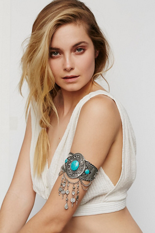 Stretch Upper Arm Band at Free People Clothing Boutique