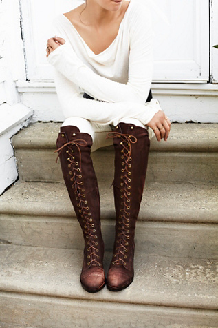 boots up to the knee