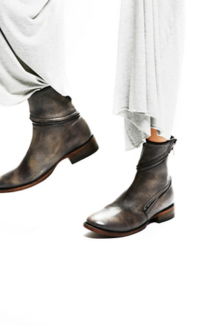 Mona Zipper Ankle Boots