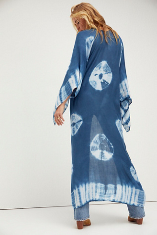 KIMONO WITH TIE BELT PALACE PLAYHOUSE