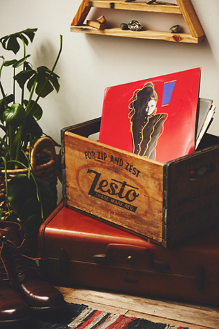 vintage 80s record player