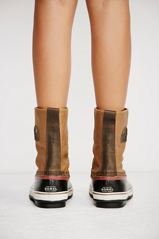 1964 canvas weather boot