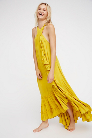Maxi dress dengan kerah lilit