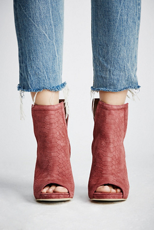 Jeffrey Campbell Infinity Heel Boot at Free People Clothing Boutique