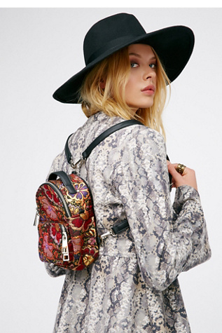 Mini Bagpack Elite Premium 18