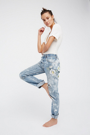 Embellished Hem Jean Style 266594 main image 0