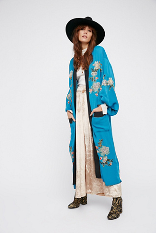 Kimonos & Ponchos for Women | Free People UK
