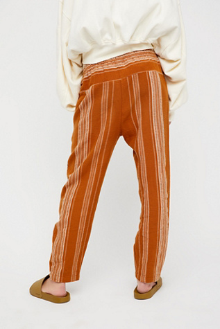 yoke belted 2tuck wide trousers