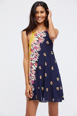 Shop Floral Dresses & Printed Dresses | Free People