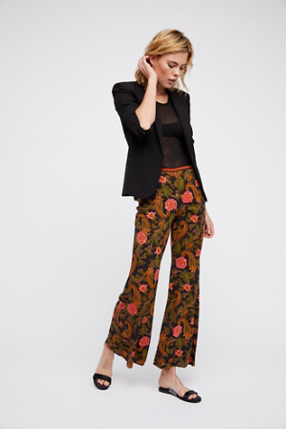 trendy pants for women