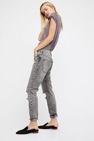 distressed boyfriend jeans