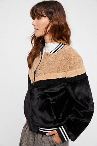 Fiona Faux Fur Bomber Mocha 6122 main image 0