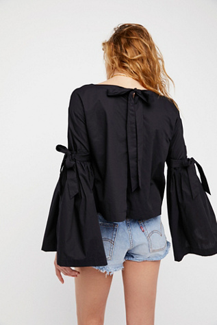 12753046 Fqesoliva Blouse