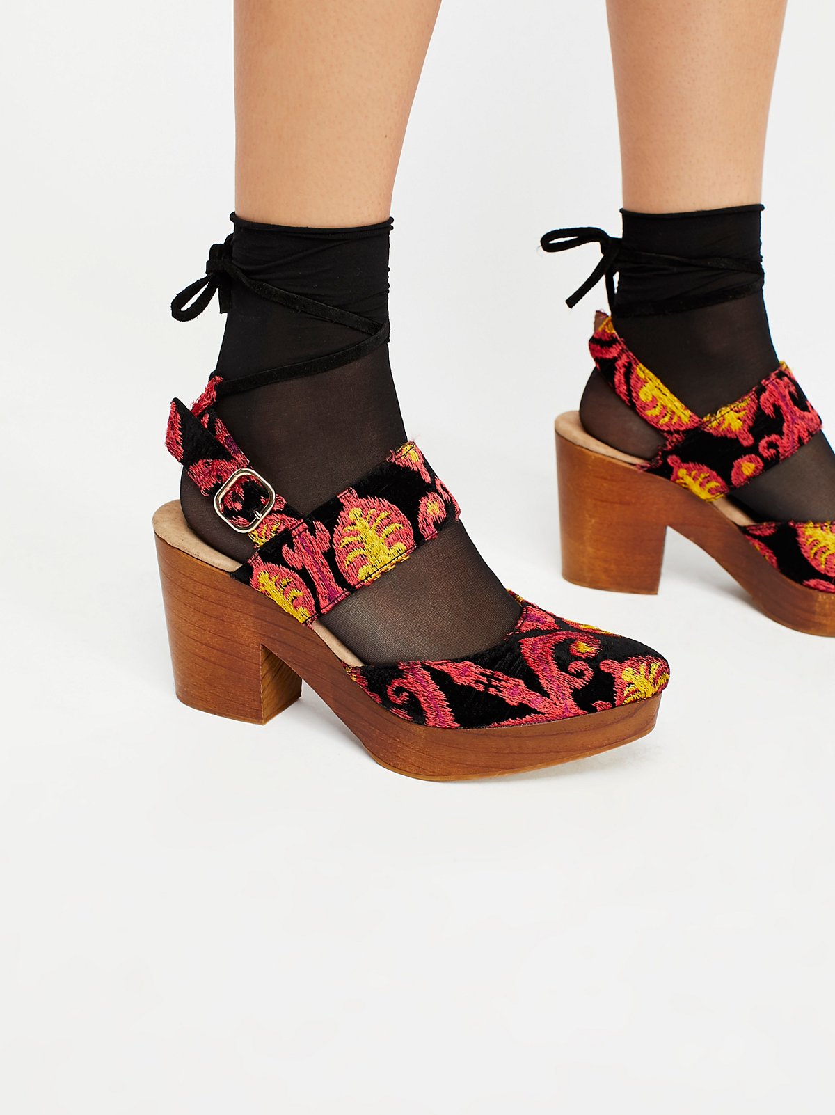Cute Fashion Clogs & Mules for Women | Free People